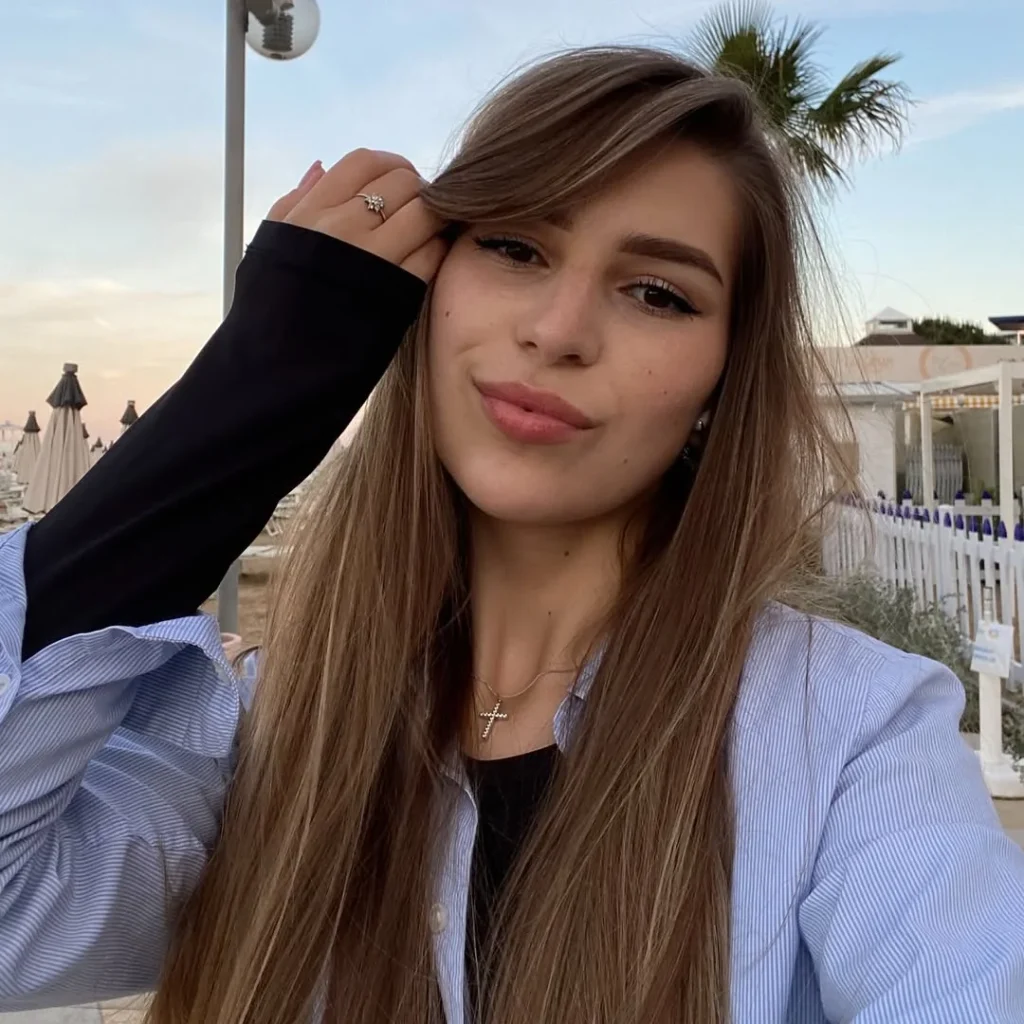 Про мене